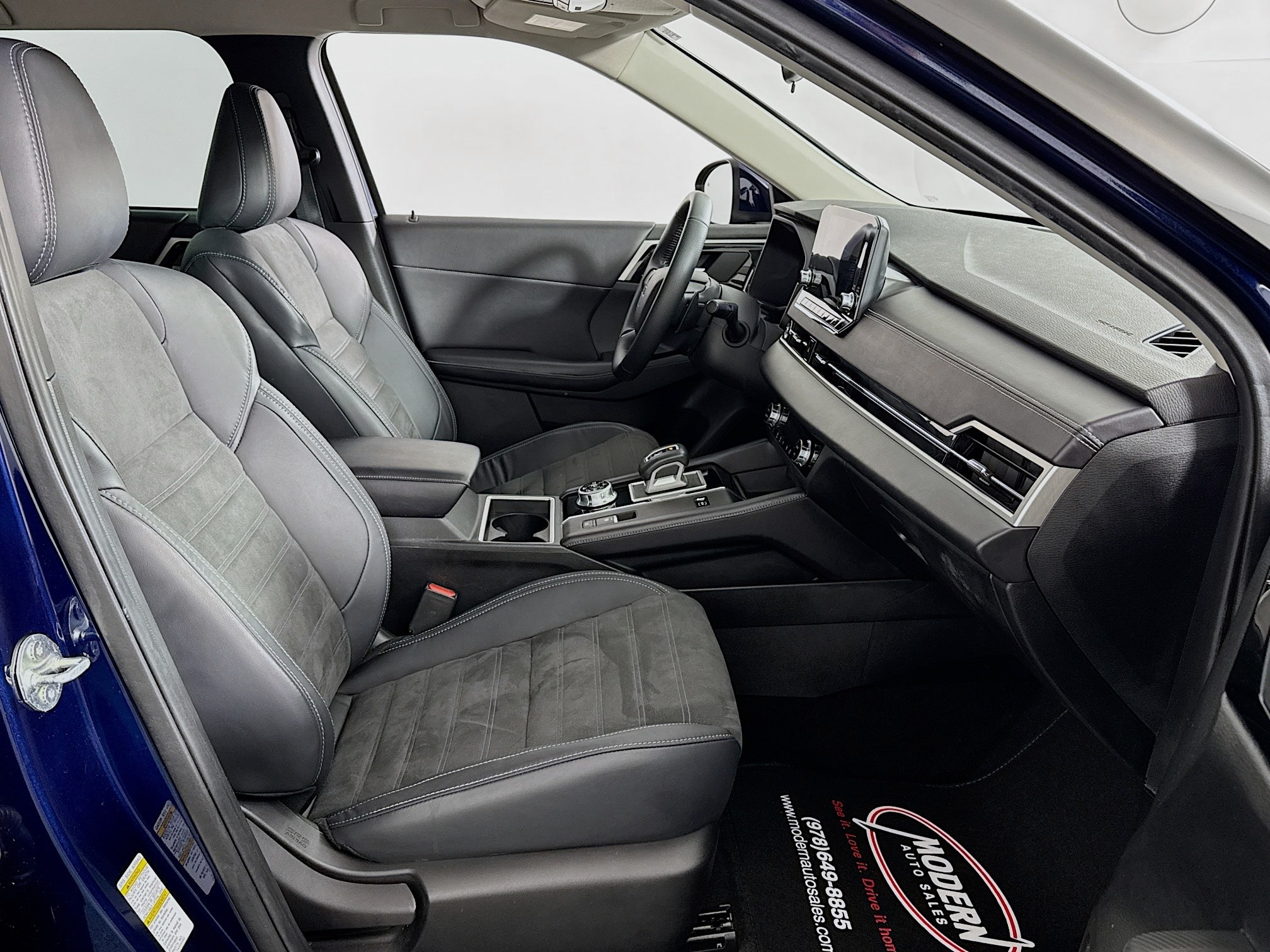 2023 Mitsubishi Outlander Plug-In Hybrid SE - Photo 39