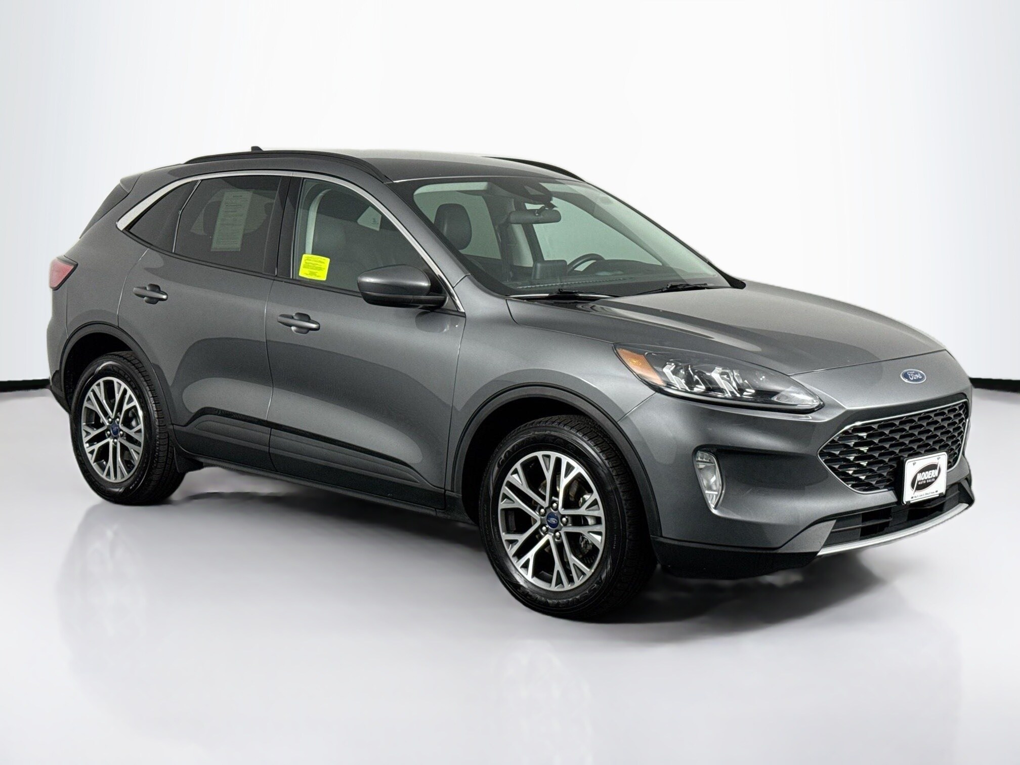 2021 Ford Escape Hybrid SEL photo 2