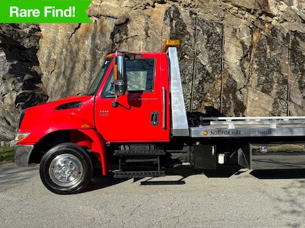2003 International MA025 4300 Truck