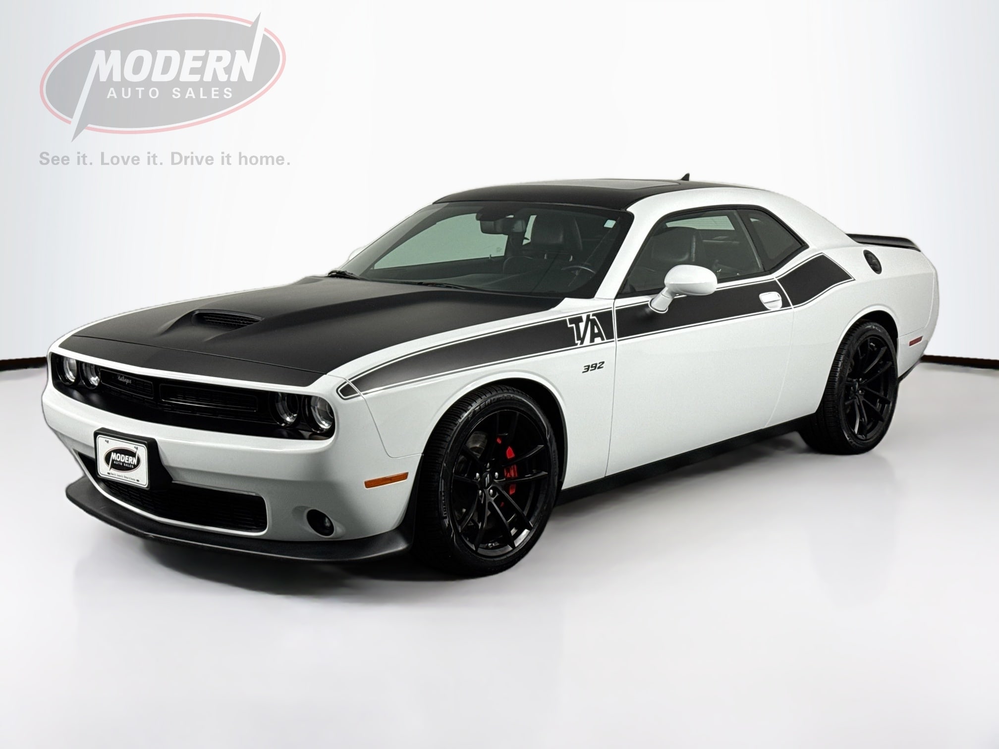 2022 Dodge Challenger R/T's photo