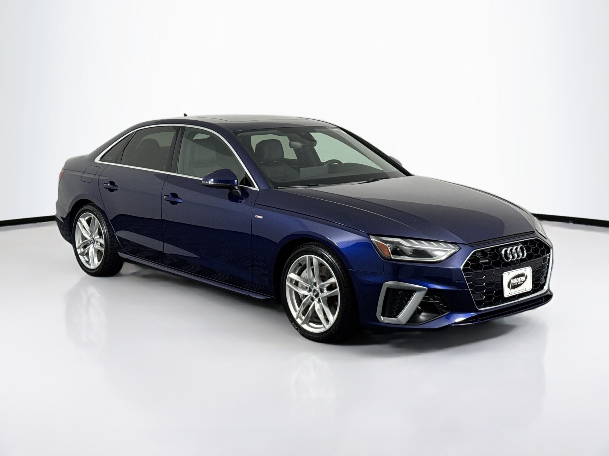 2021 Audi A4 45 S line Premium Plus photo 2