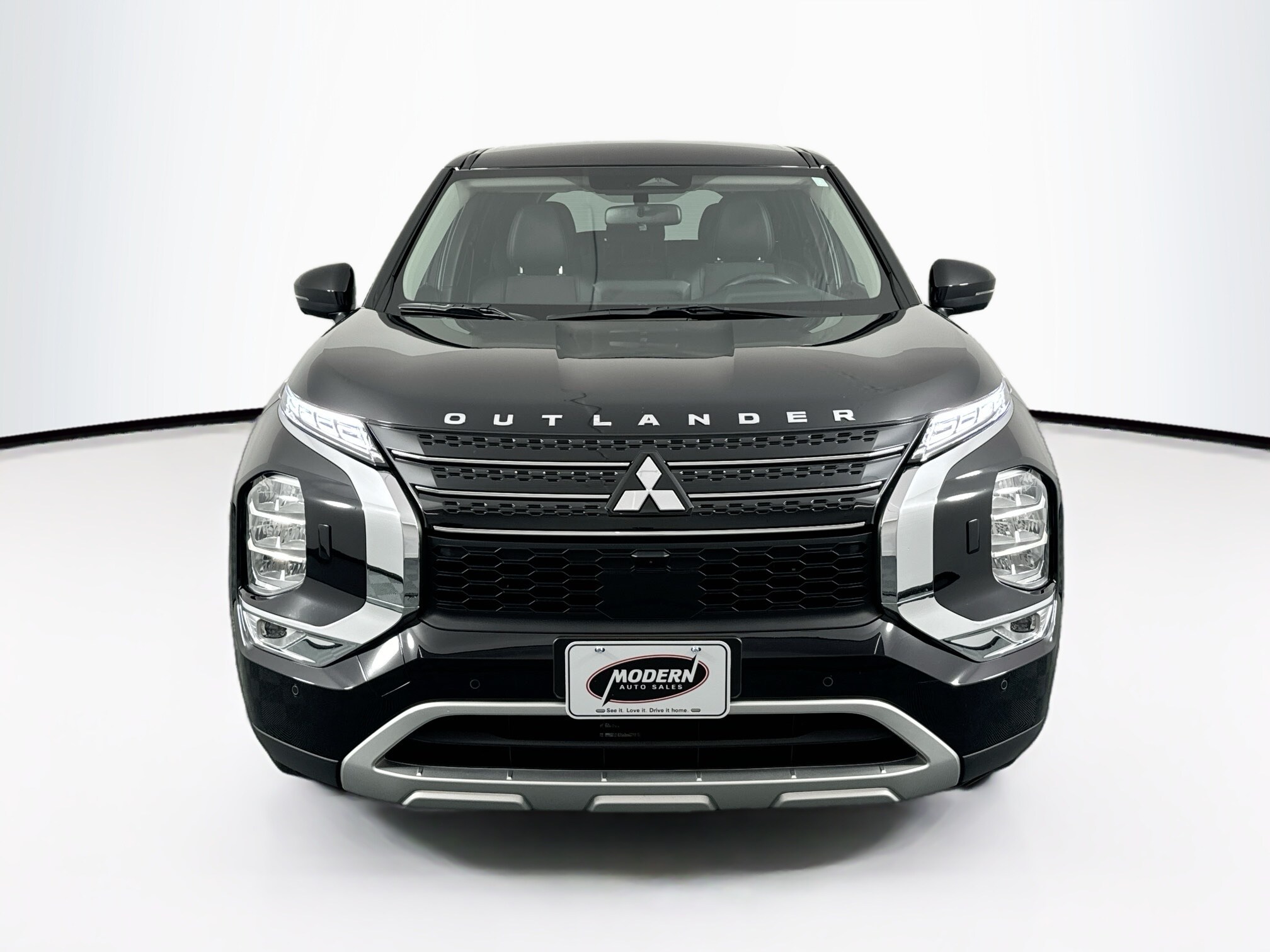 2023 Mitsubishi Outlander PHEV SE photo 4