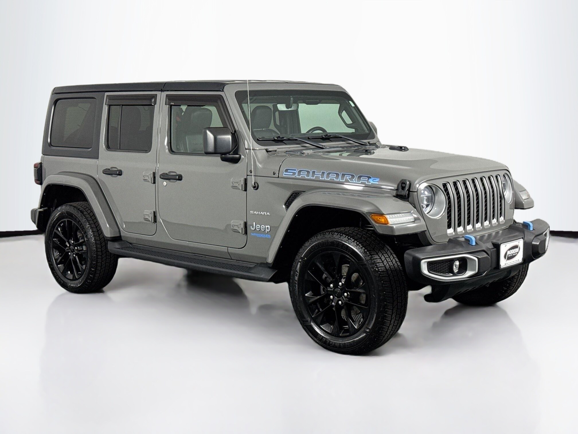 2021 Jeep Wrangler Unlimited Sahara 4xe photo 2