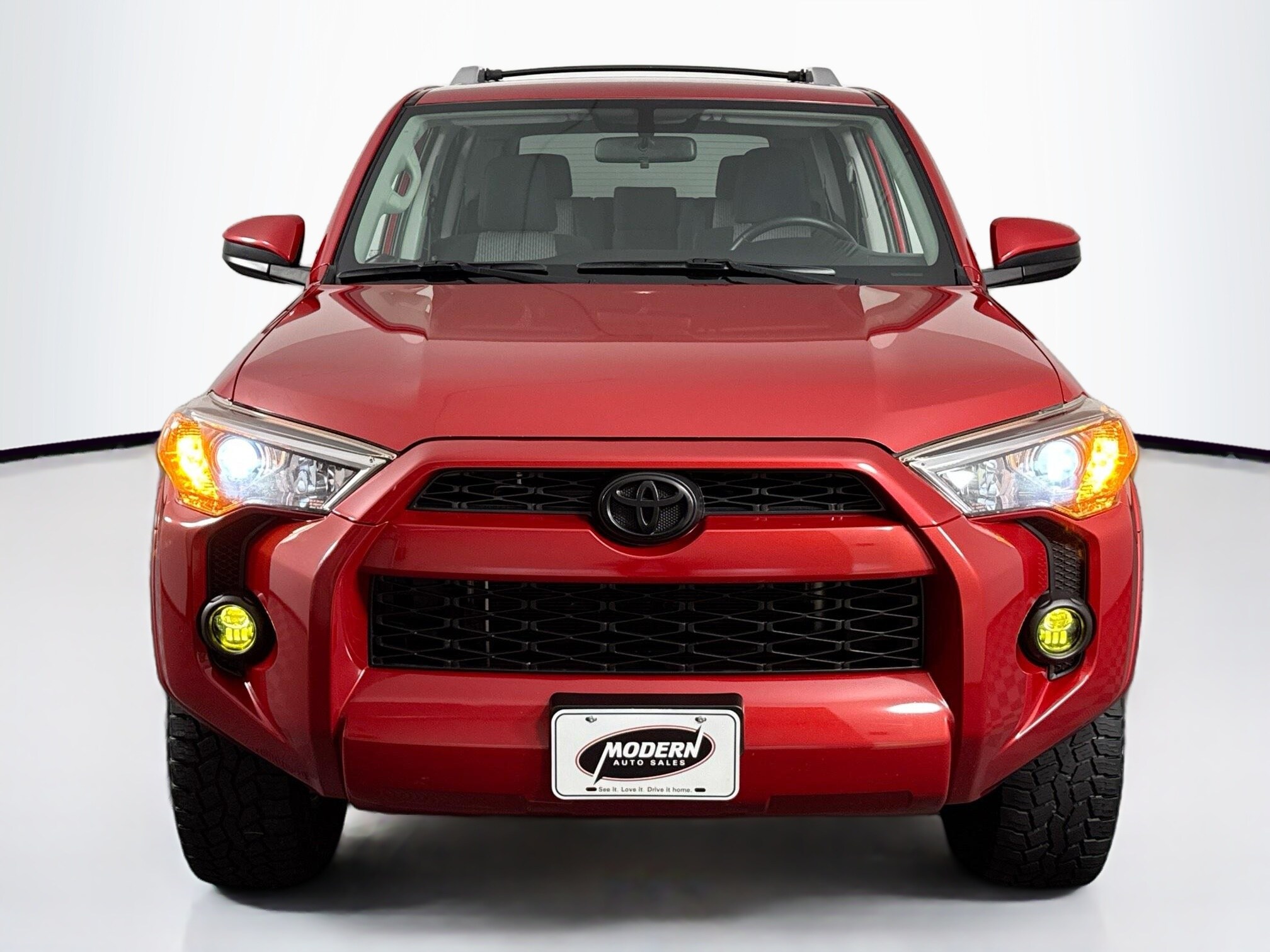 2016 Toyota 4Runner SR5 photo 4