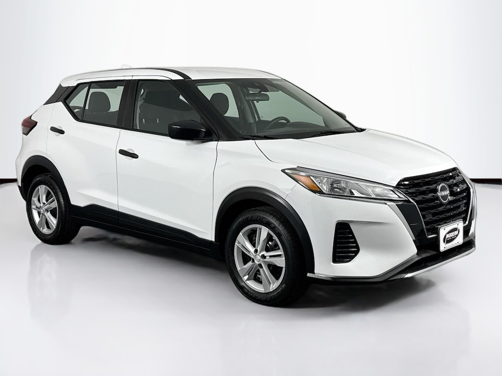 Used 2023 Nissan Kicks S SUV