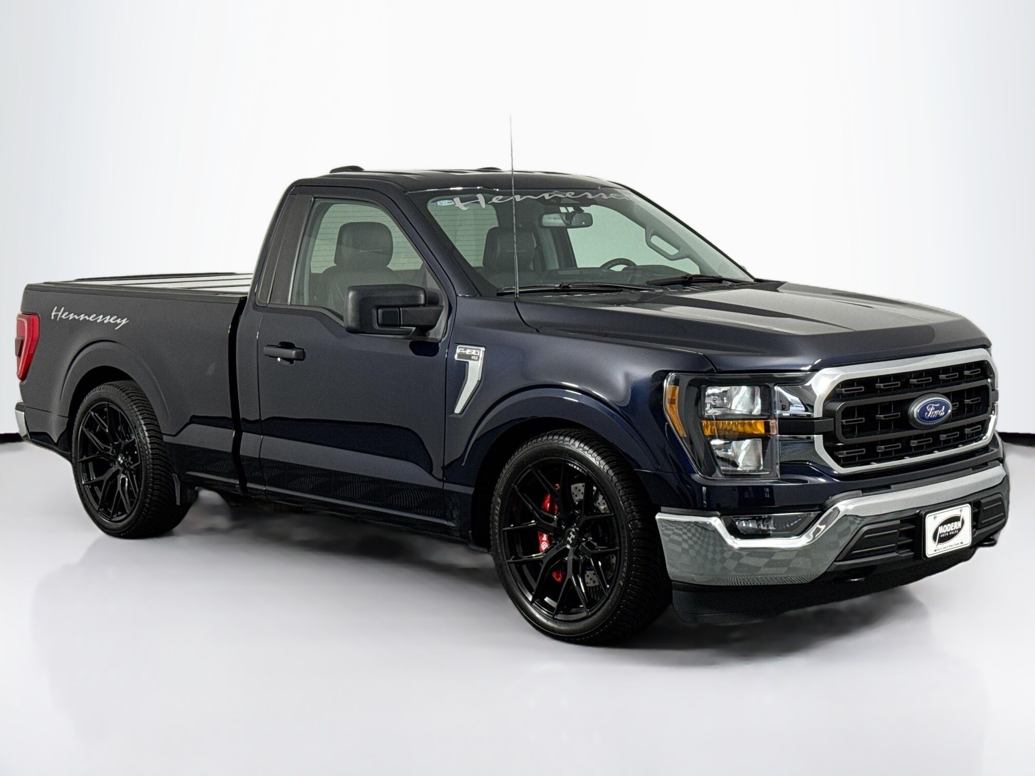 2023 Ford F-150 XLT photo 2