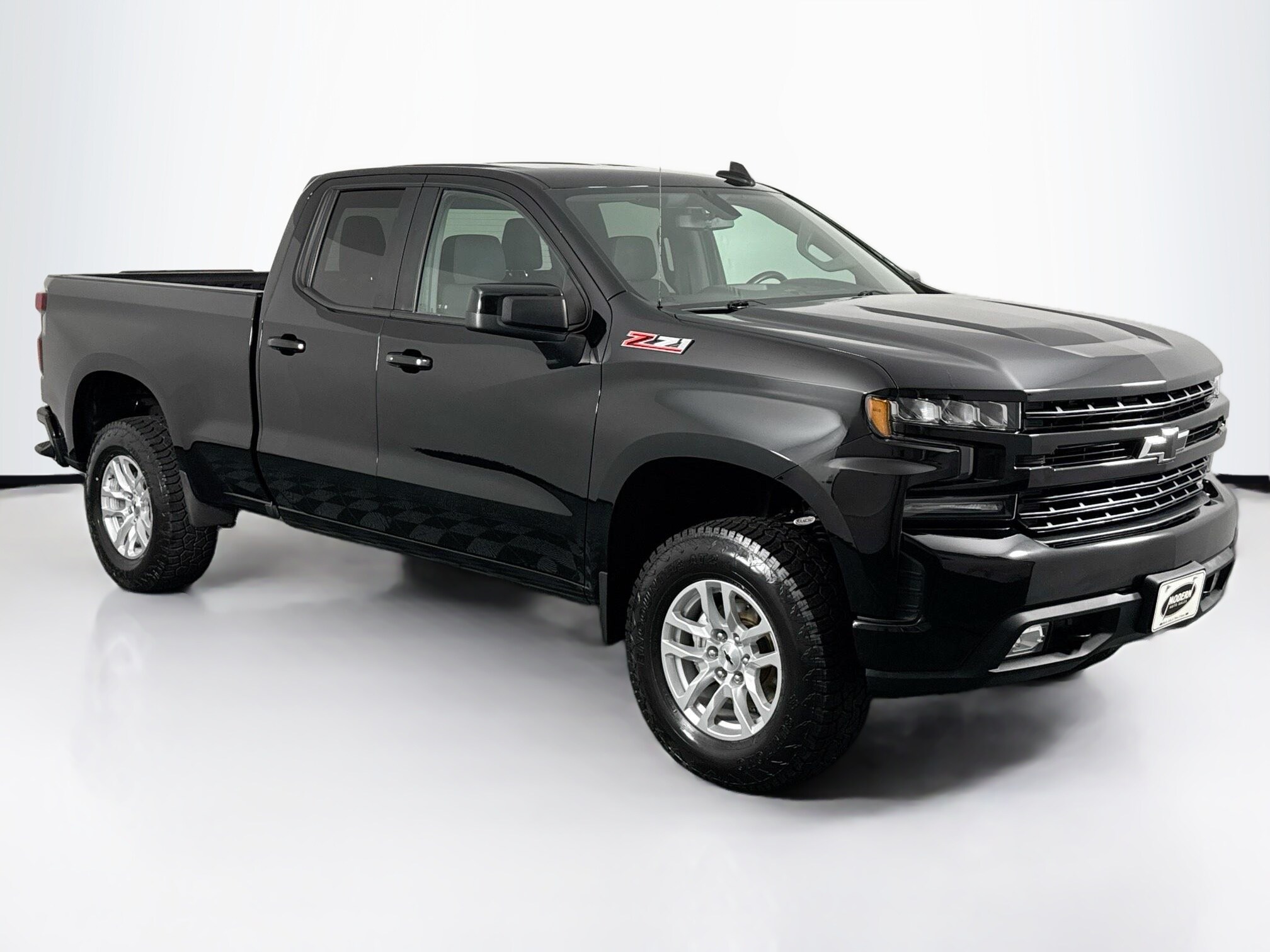 2020 Chevrolet Silverado 1500 RST photo 2