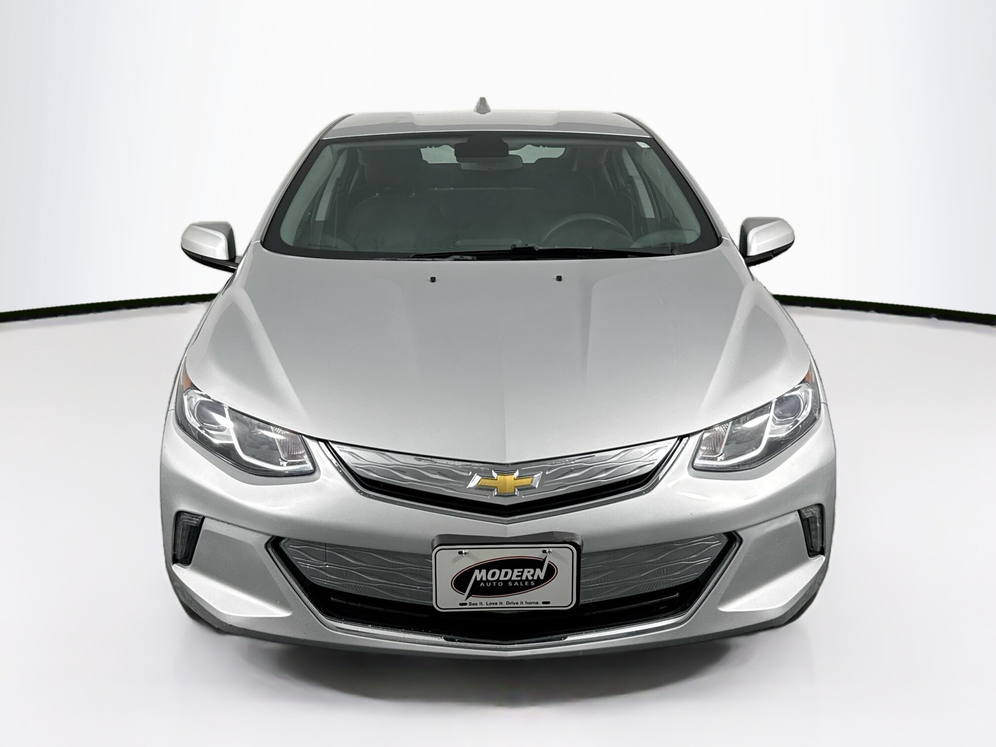 2018 Chevrolet Volt LT photo 4