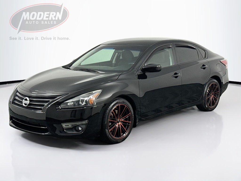 Used 2014 Nissan Altima 2.5 Sedan