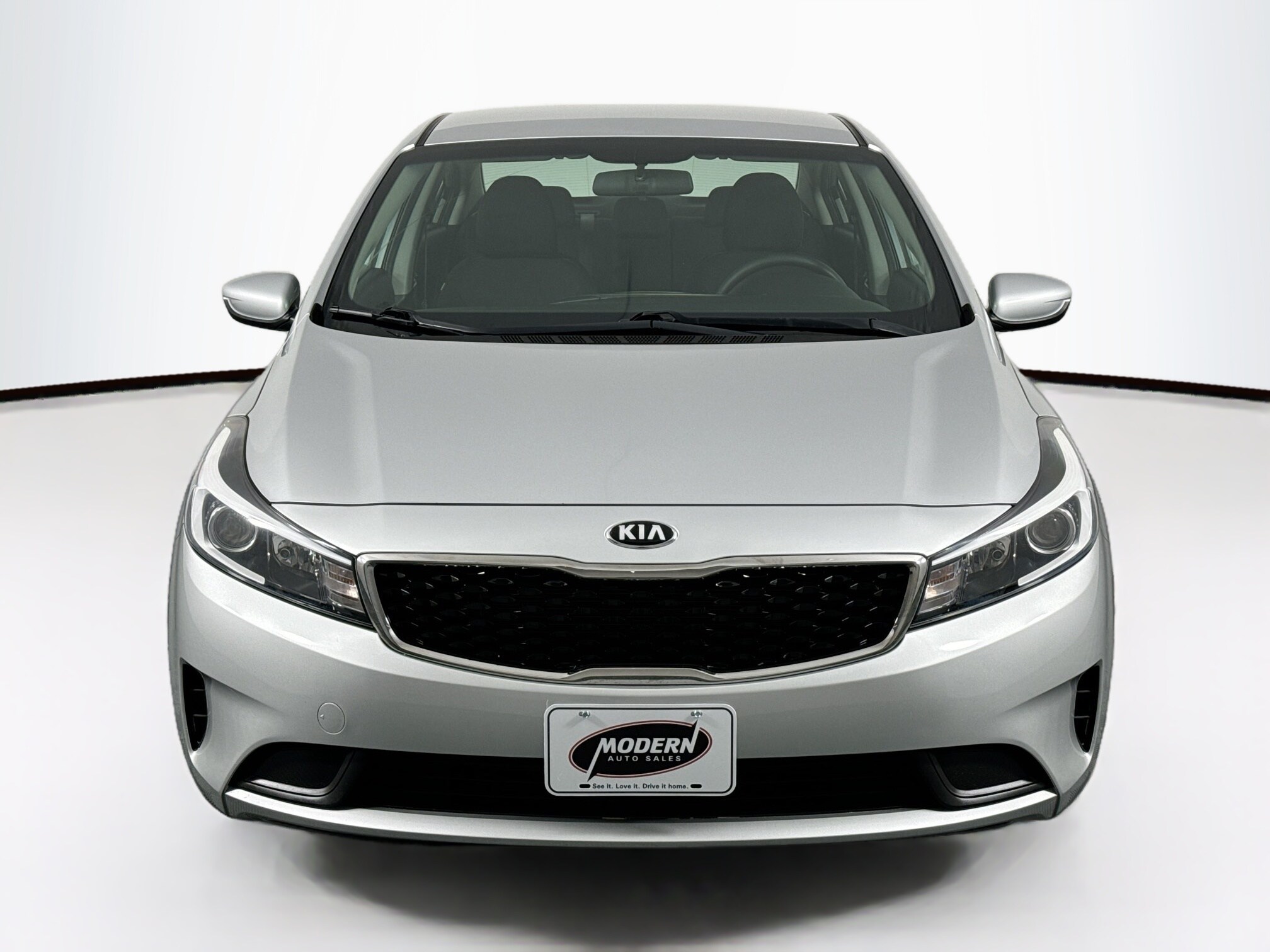 2018 Kia Forte LX Base photo 4
