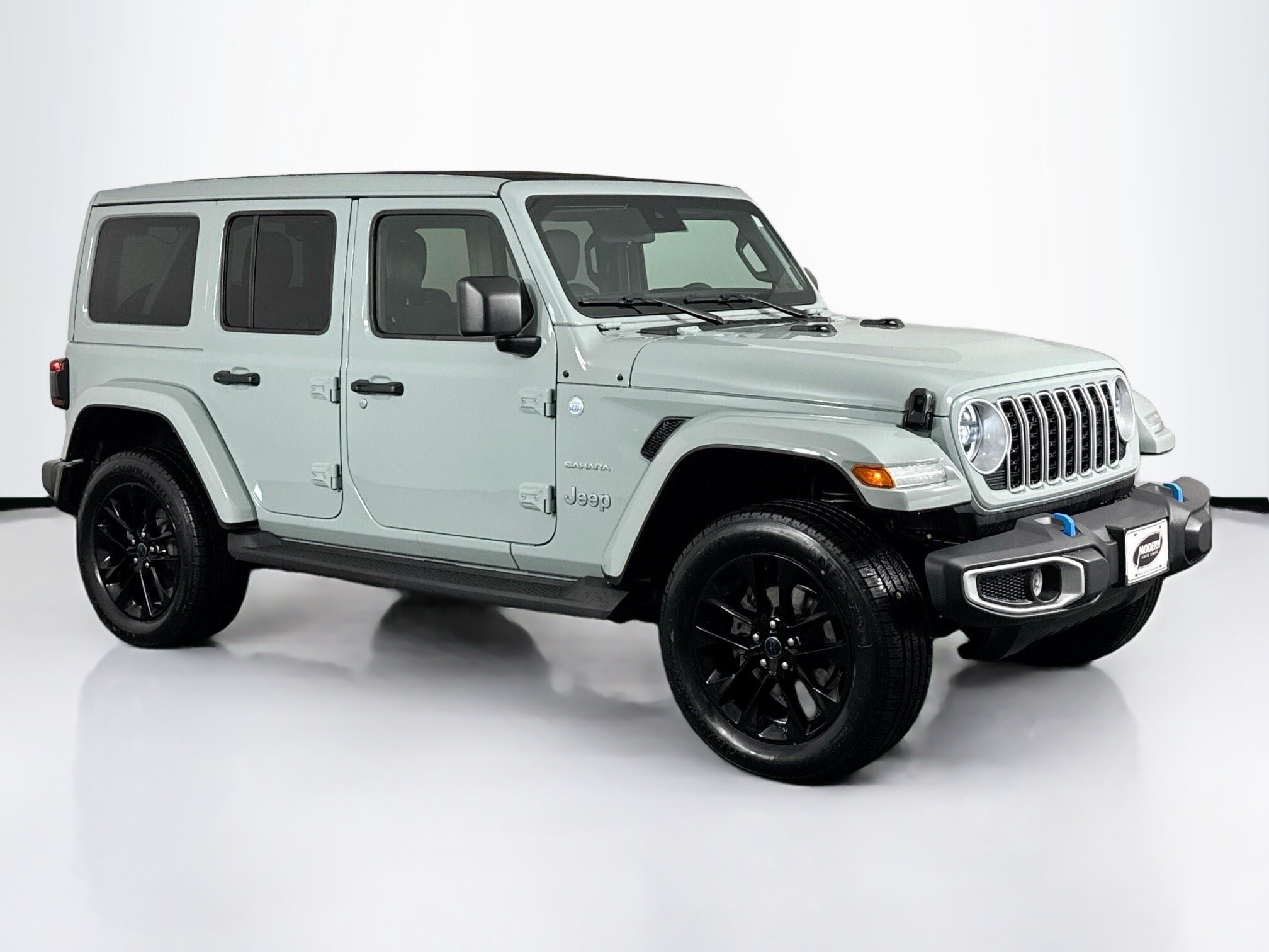 2024 Jeep Wrangler Sahara 4xe photo 2