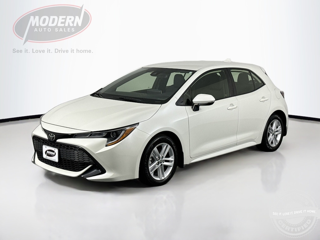 Used 2020 Toyota Corolla Hatchback SE Hatchback