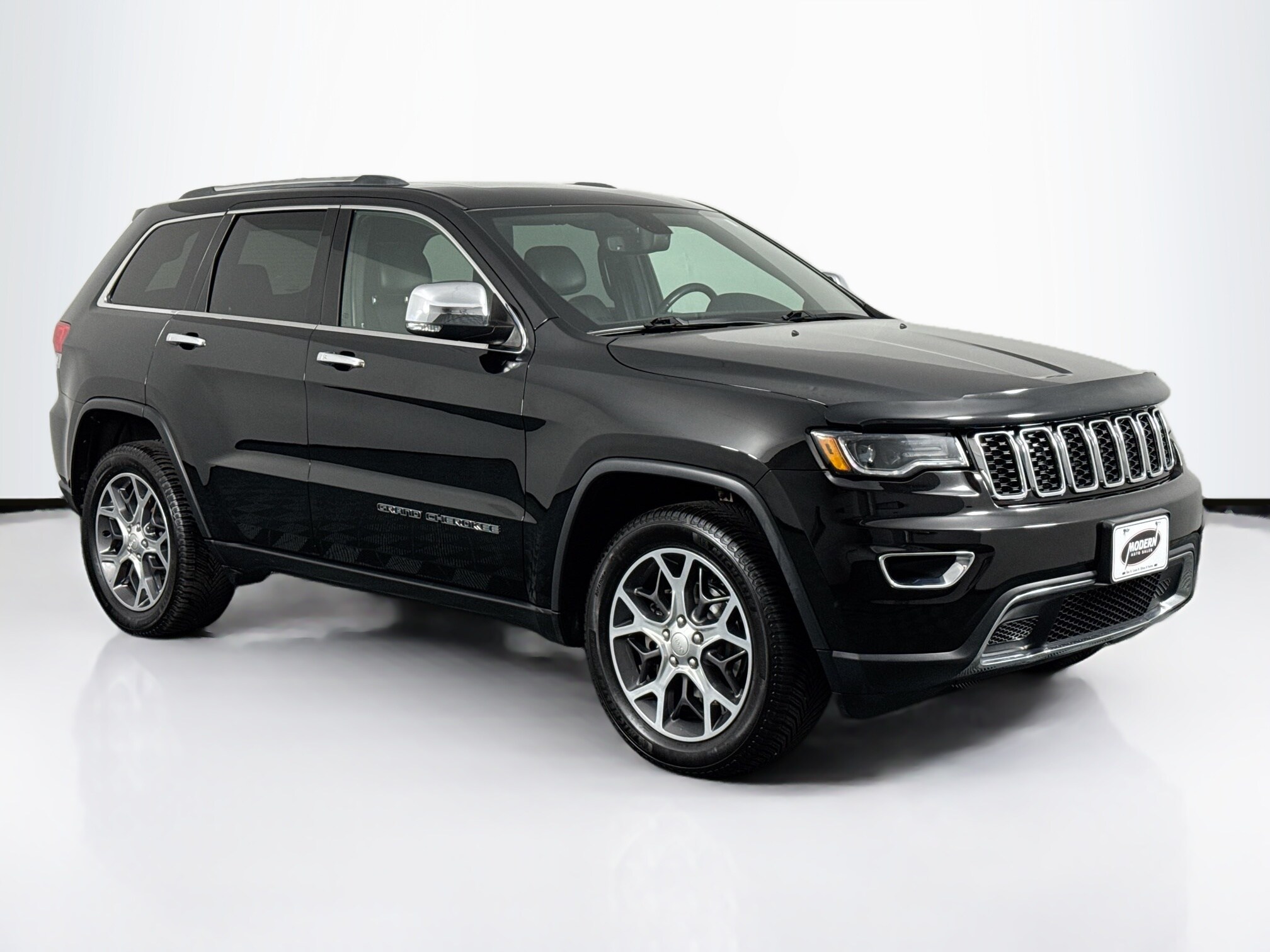 2019 Jeep Grand Cherokee Limited photo 2