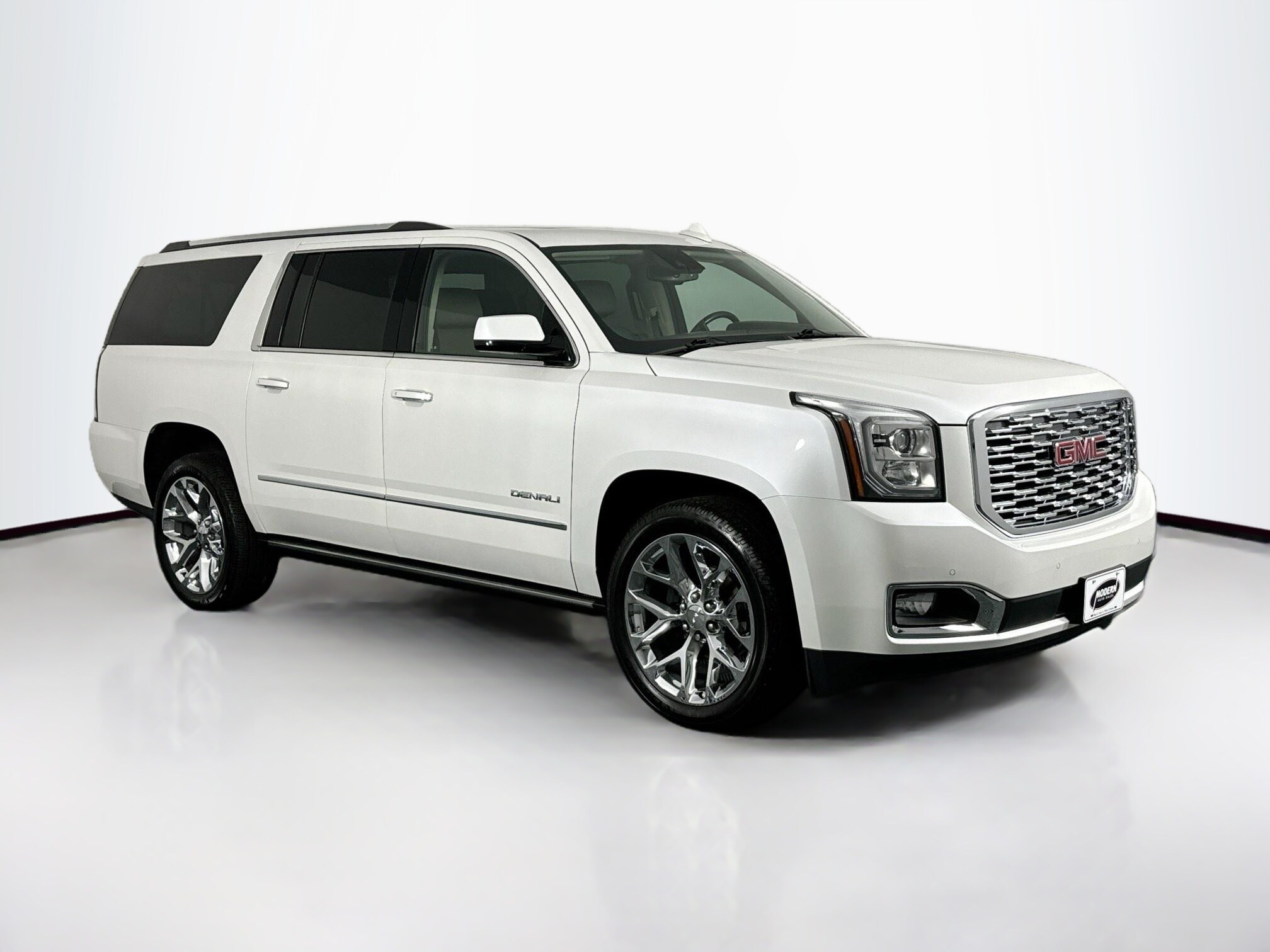 2020 Gmc Yukon XL Denali photo 2