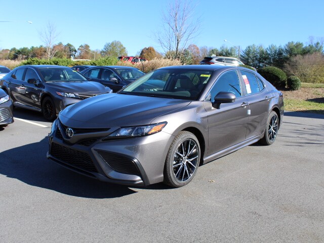 Camry se 2021