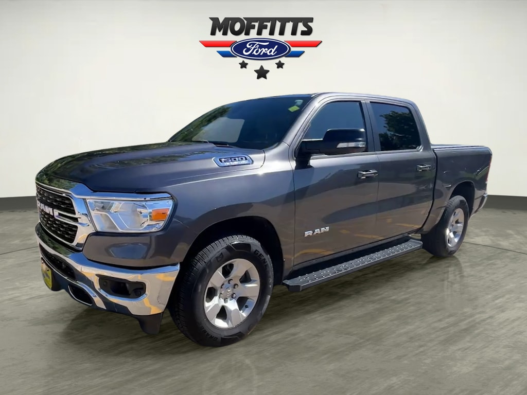 2022 RAM 1500 Big Horn/Lone Star 4x4 Crew Cab 5'7's photo