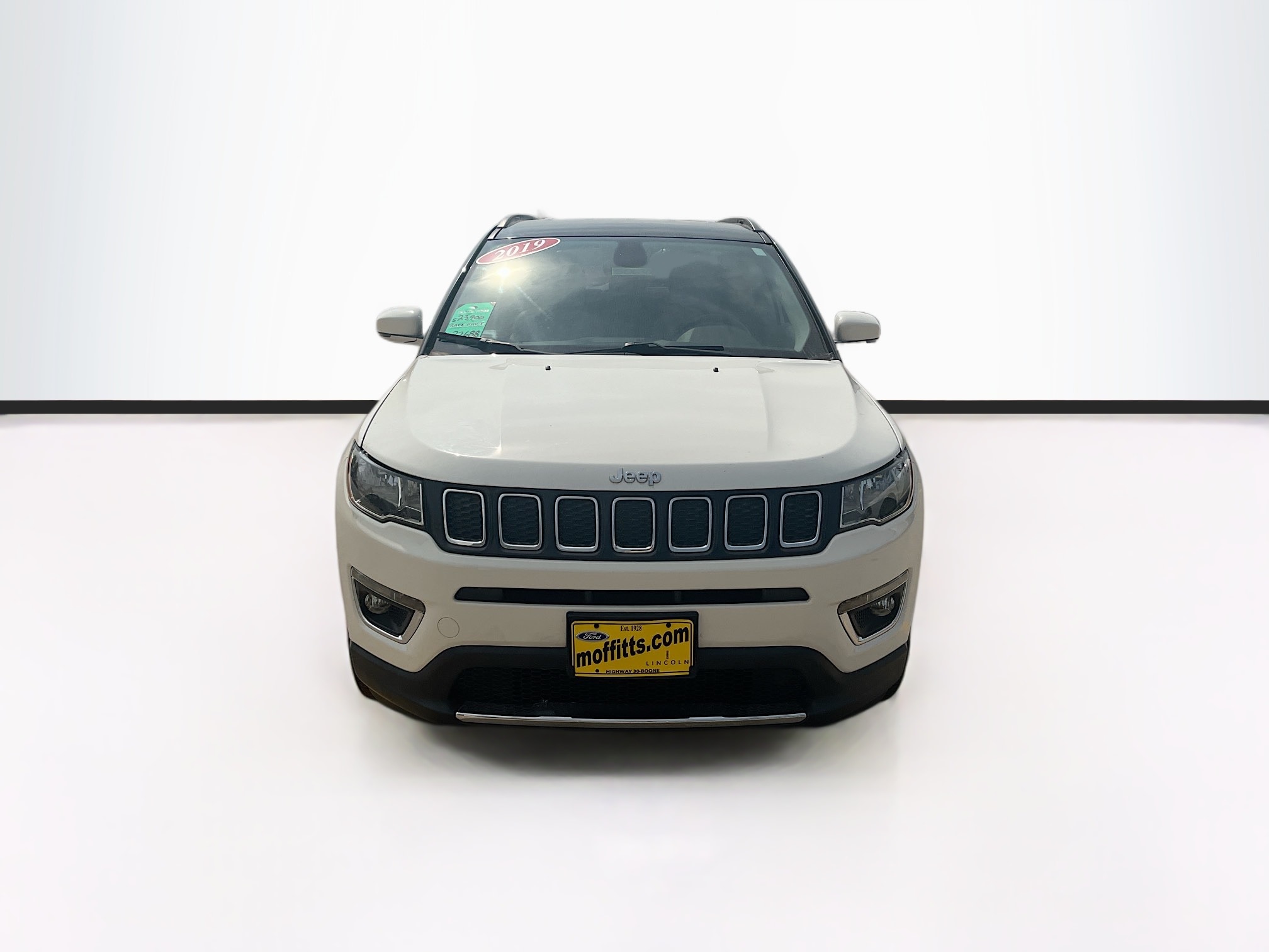 Used 2019 Jeep Compass Limited with VIN 3C4NJDCB5KT585204 for sale in Boone, IA