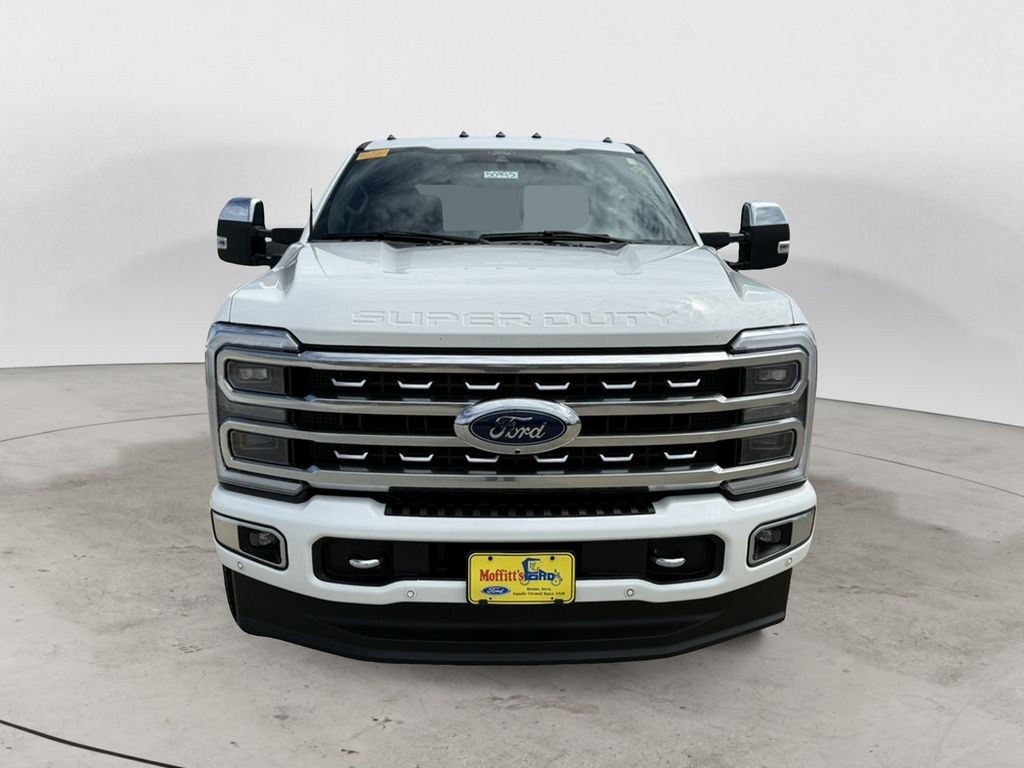 2024 Ford F-350 photo 2