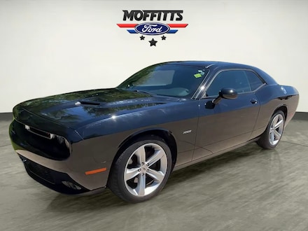 2017 Dodge Challenger R/T Coupe