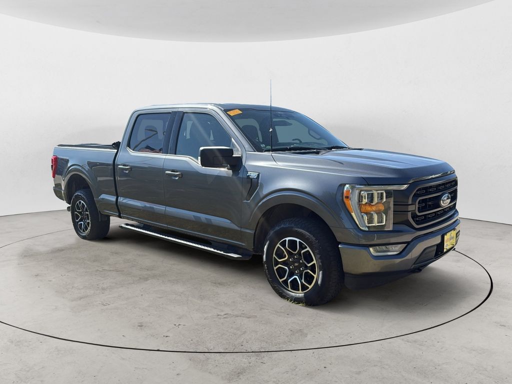 2022 Ford F-150 XLT photo 3