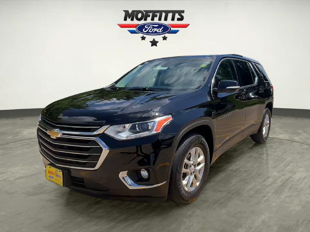 Used 2018 Chevrolet Traverse 1LT with VIN 1GNEVGKWXJJ181354 for sale in Boone, IA
