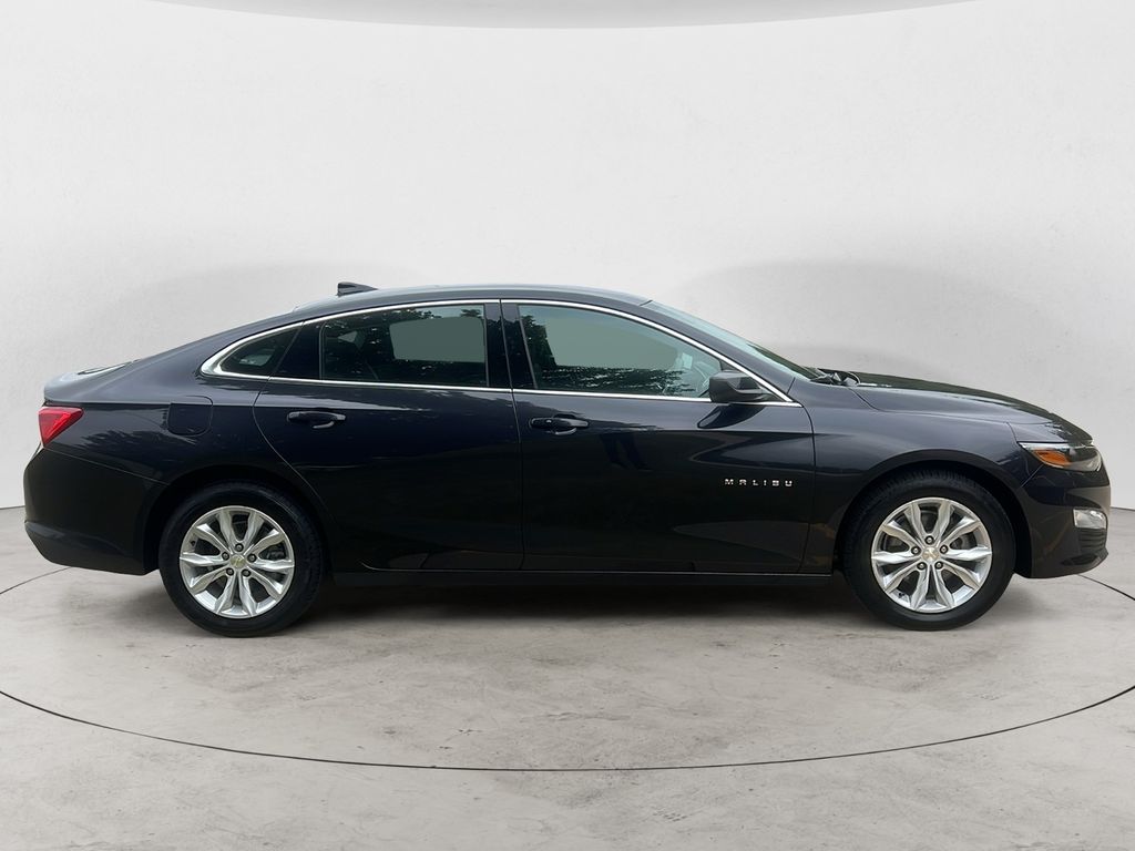 2023 Chevrolet Malibu 1LT photo 4