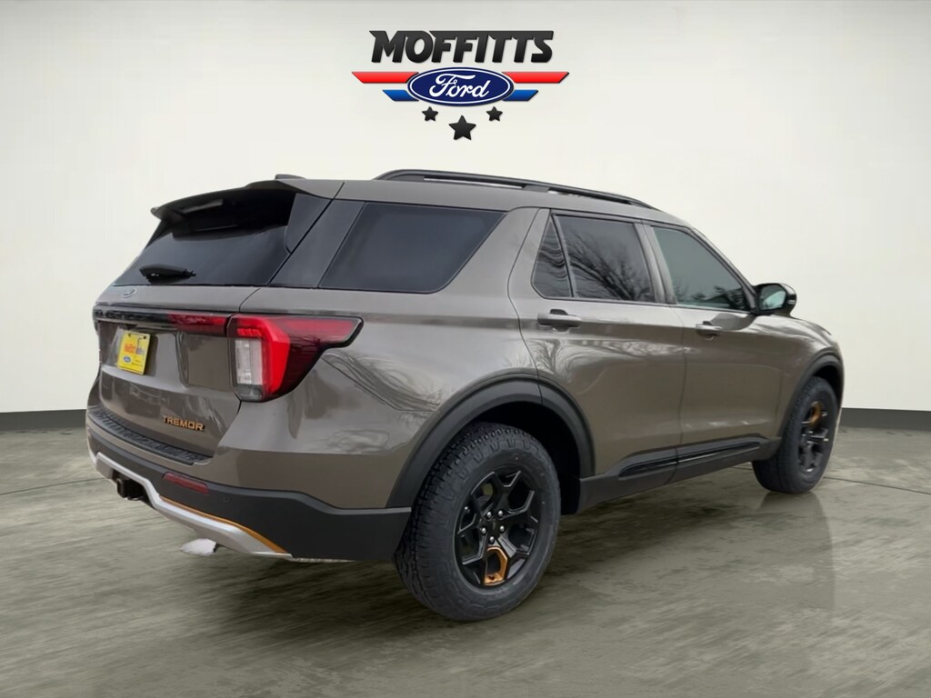 2026 Ford Explorer photo 4