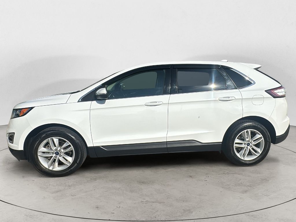 2017 Ford Edge SEL photo 2