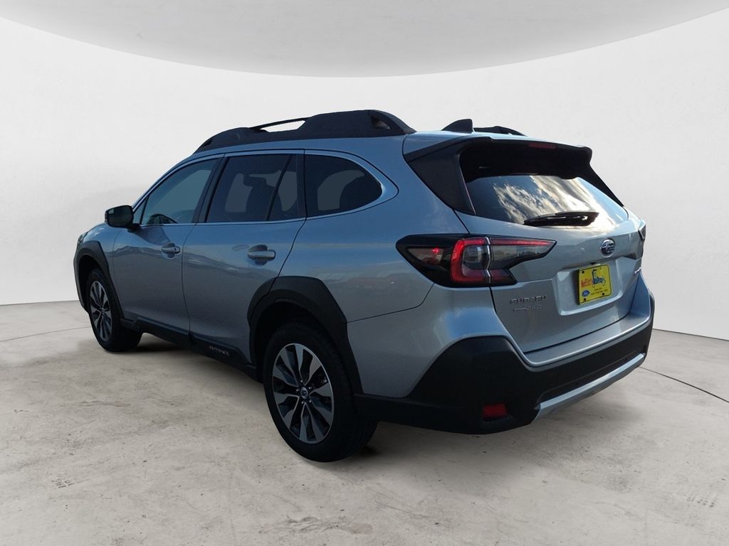 2024 Subaru Outback Limited photo 3