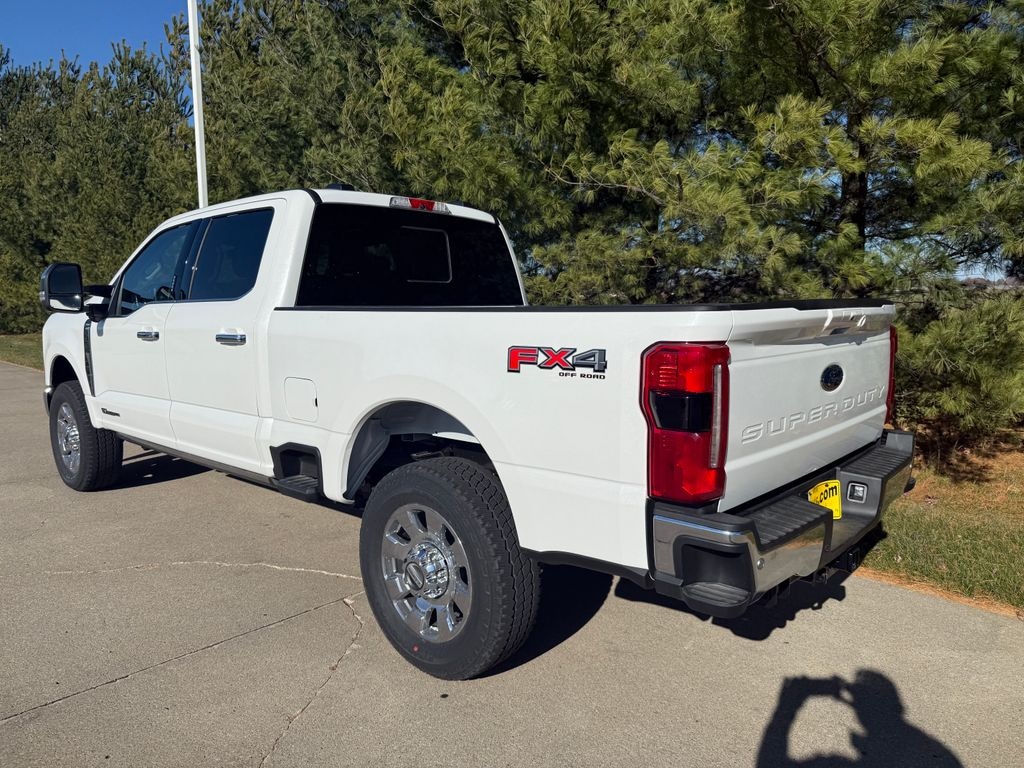 New 2026 Ford Super Duty F-350 Lariat TRUCK