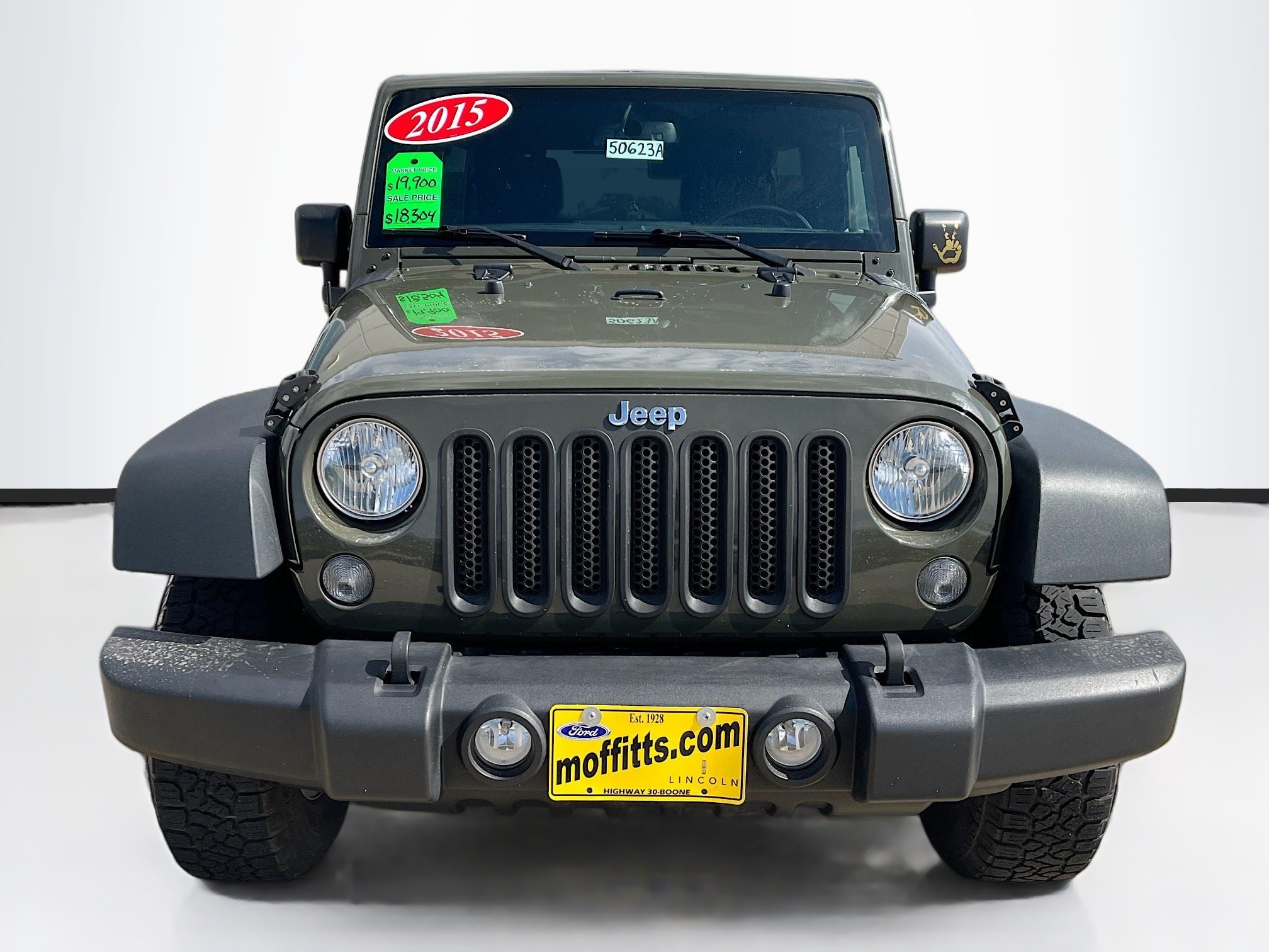 Used 2015 Jeep Wrangler Unlimited Sport with VIN 1C4HJWDG0FL761239 for sale in Boone, IA