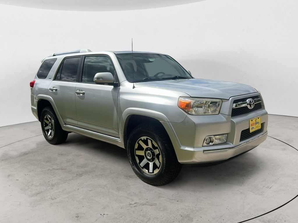 2011 Toyota 4Runner SR5 photo 3