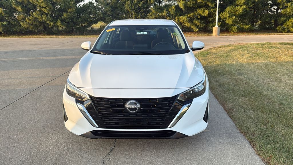 2024 Nissan Sentra SV photo 2