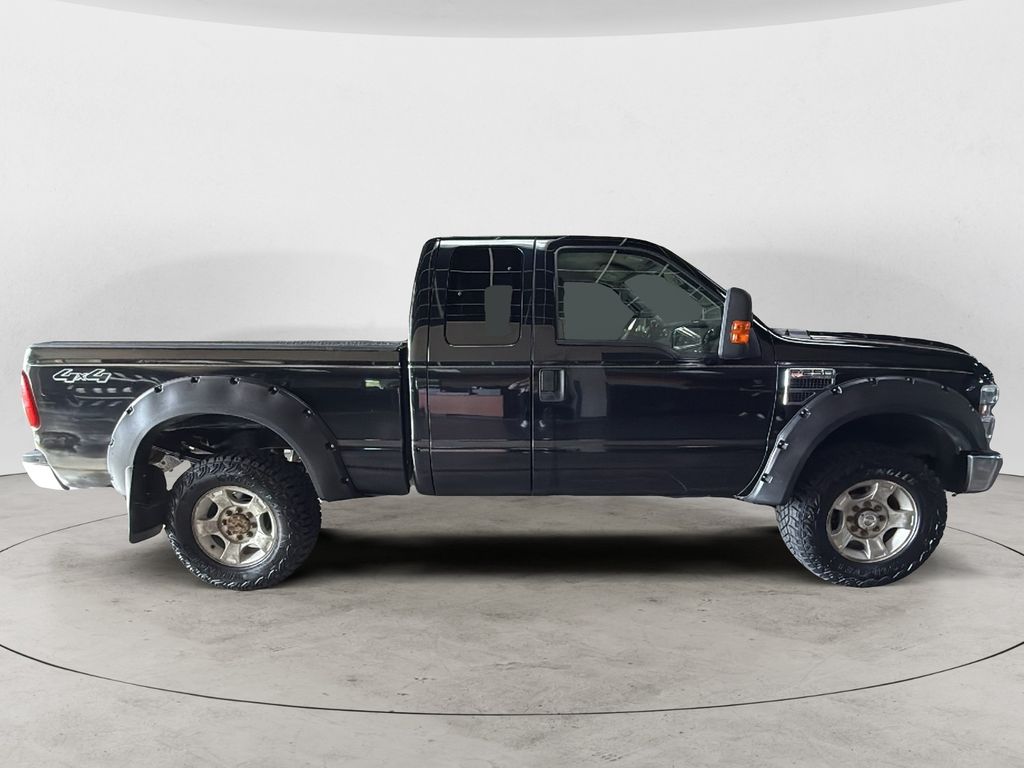 2010 Ford F-250 photo 4