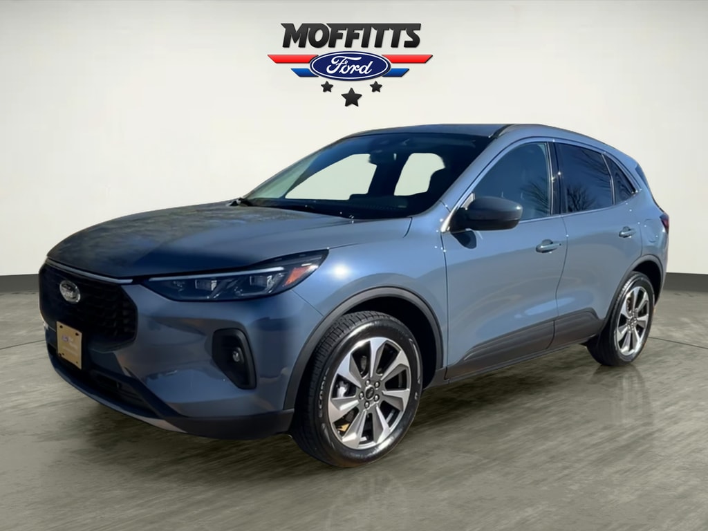 Used 2025 Ford Escape Hybrid Platinum SUV