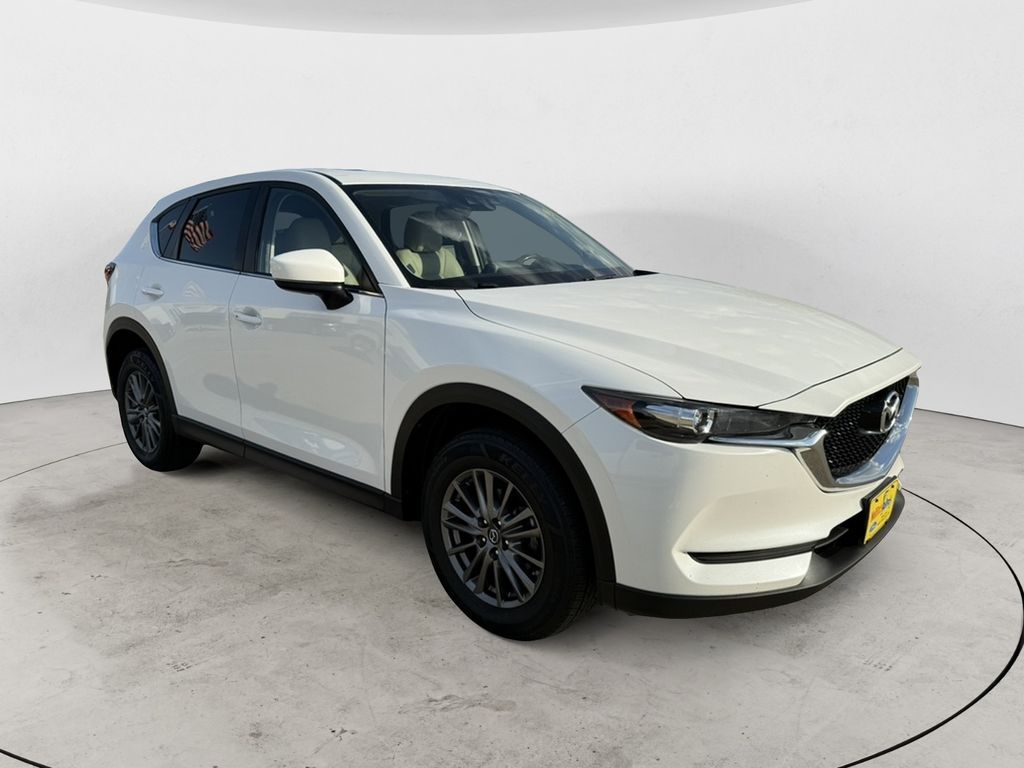 2017 Mazda CX-5 Touring photo 2
