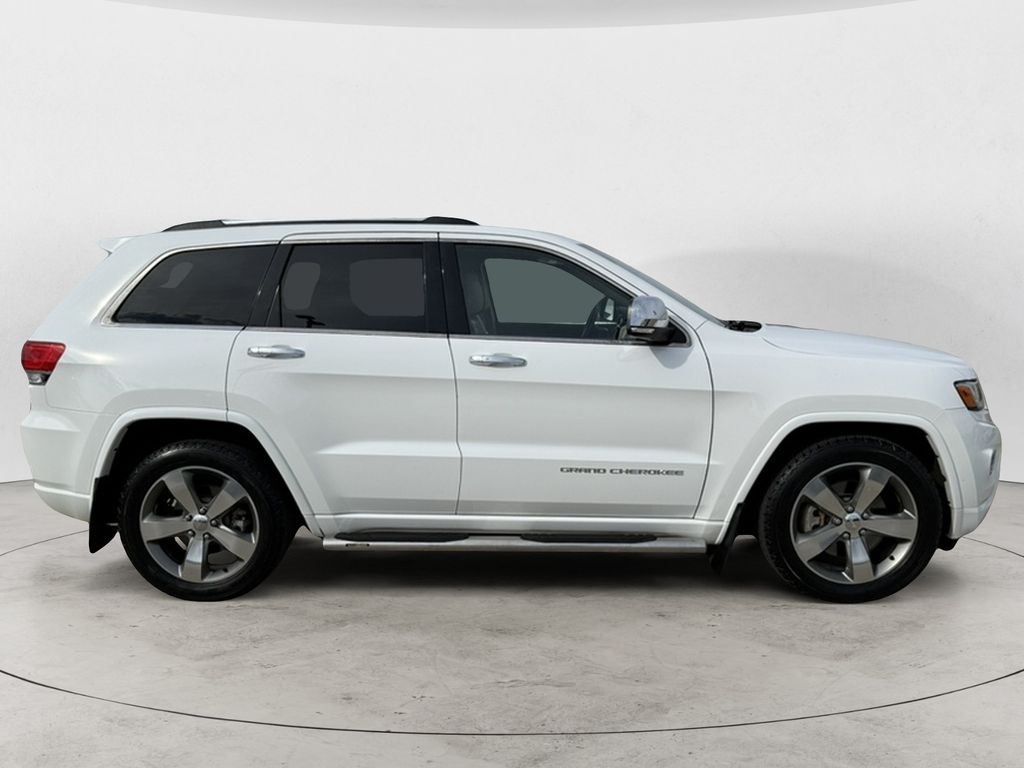 2014 Jeep Grand Cherokee Overland photo 2