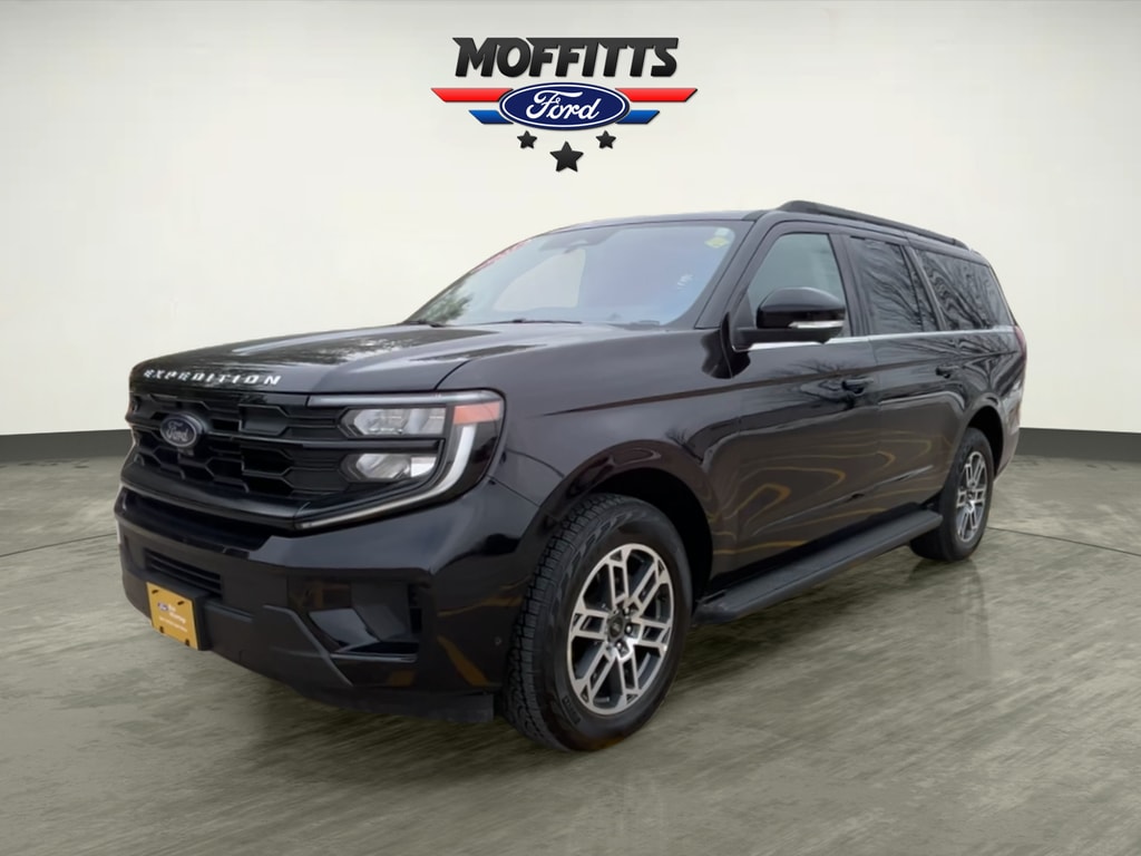 Used 2025 Ford Expedition Max Active SUV