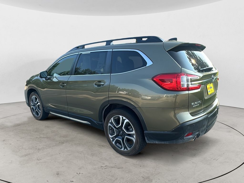 2023 Subaru Ascent Limited photo 2