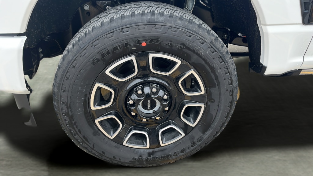 2026 Ford F-250 Super Duty Platinum - Photo 14