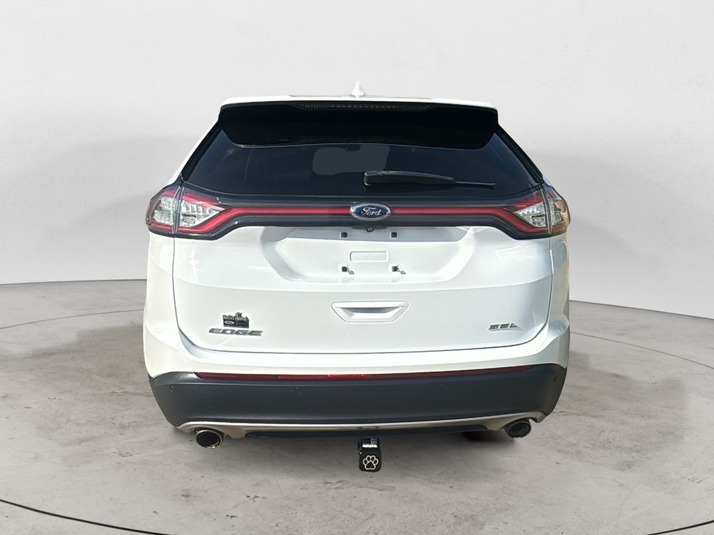 2017 Ford Edge SEL photo 4