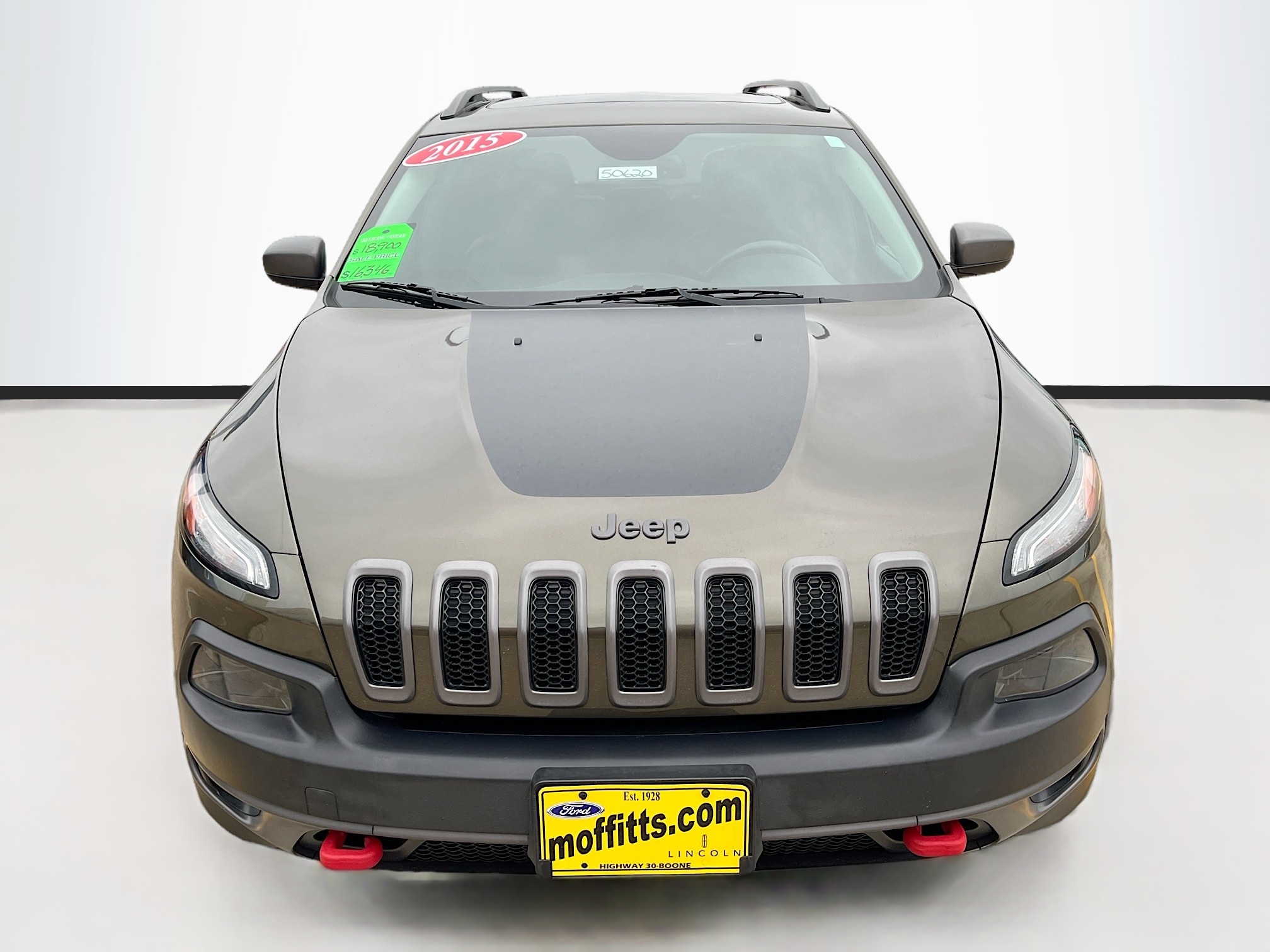 Used 2015 Jeep Cherokee Trailhawk with VIN 1C4PJMBB1FW578499 for sale in Boone, IA