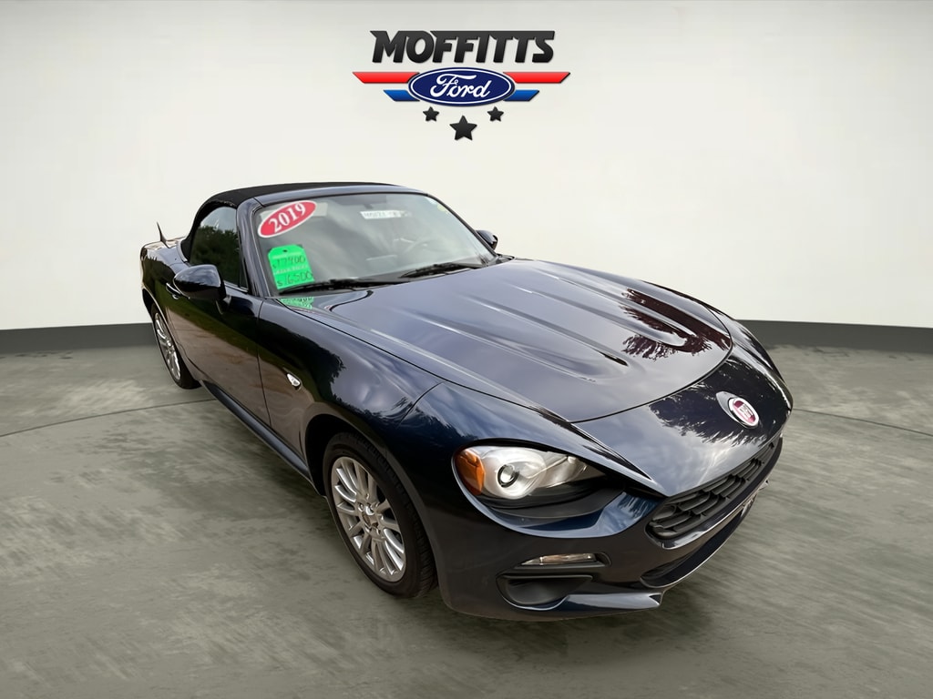 Used 2019 FIAT 124 Spider Classica Convertible