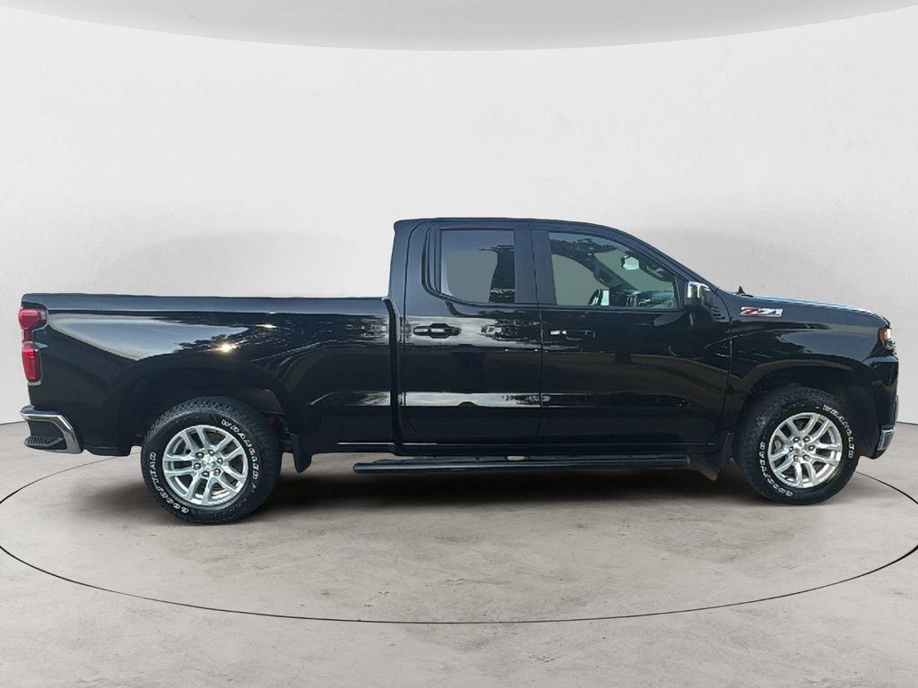 2019 Chevrolet Silverado 1500 LT photo 4