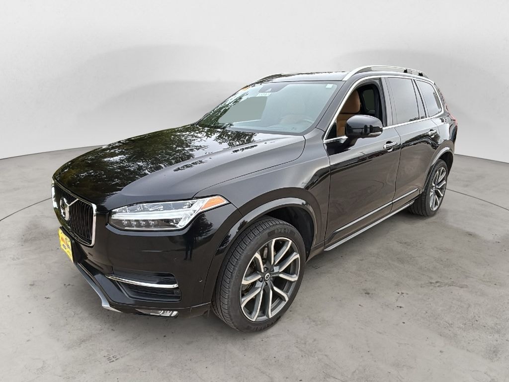 Used 2018 Volvo XC90 T6 Momentum SUV