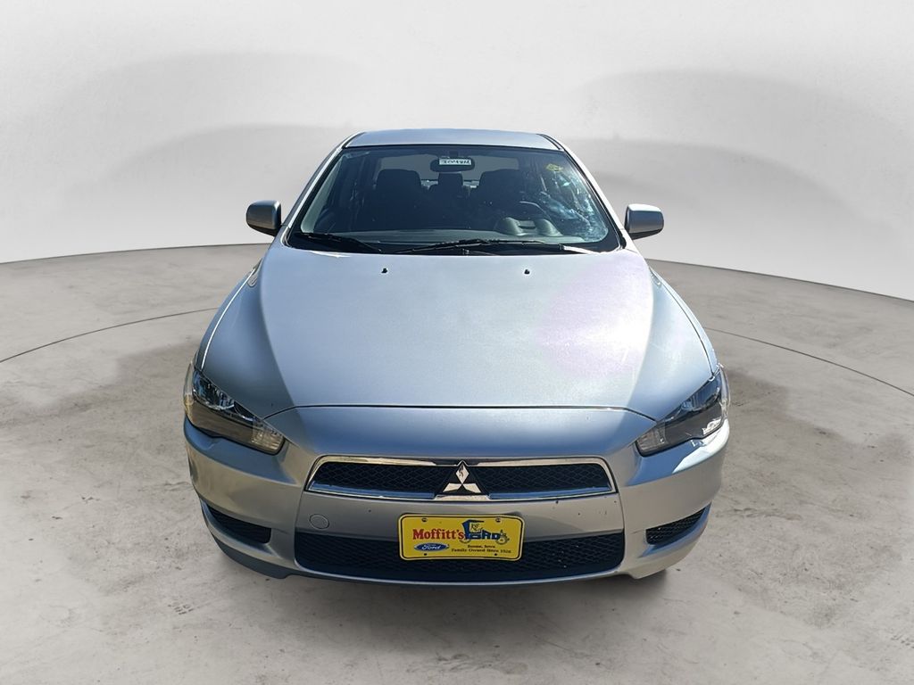 2014 Mitsubishi Lancer ES photo 2