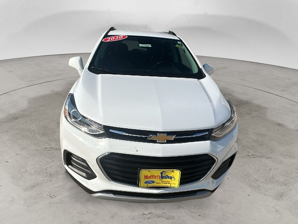 Used 2020 Chevrolet Trax LT with VIN KL7CJPSB3LB314166 for sale in Boone, IA