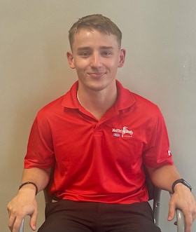 Staff member Cayden from ID_daf38e206a69