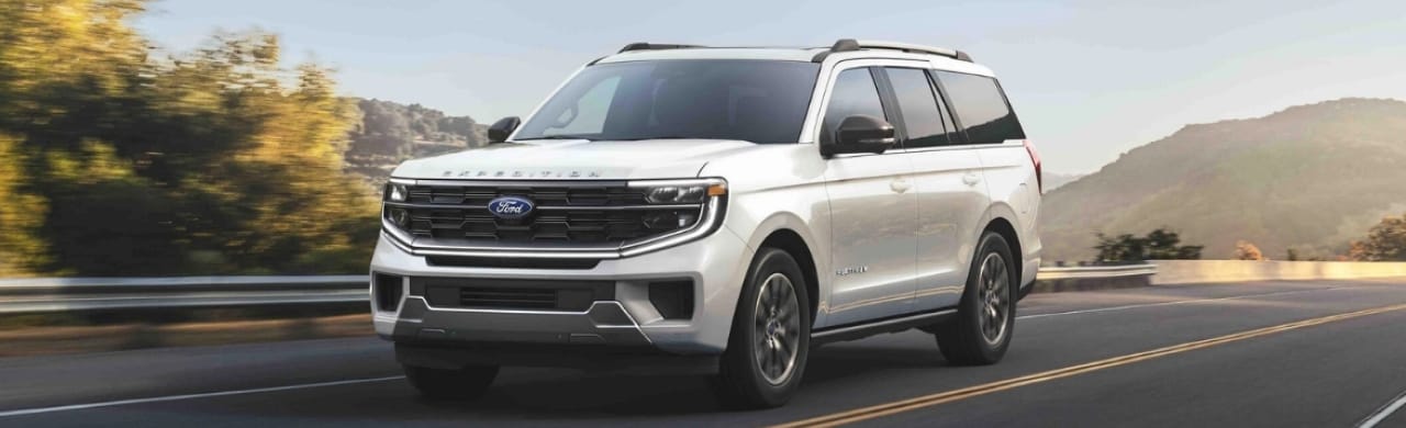 2026%20Ford%20Expedition%20vs%20Expedition%20MAX%20Which%20SUV%20Is%20Better%20for%20Families%20in%20Des%20Moines1.png