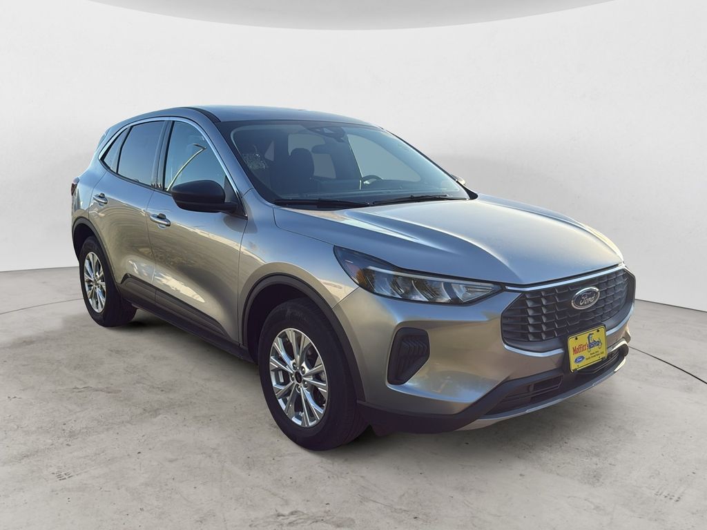 2023 Ford Escape Active photo 3